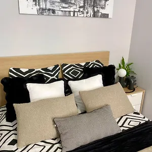 Good Time Stare 71, Old Town, Lokalizacja Apartament